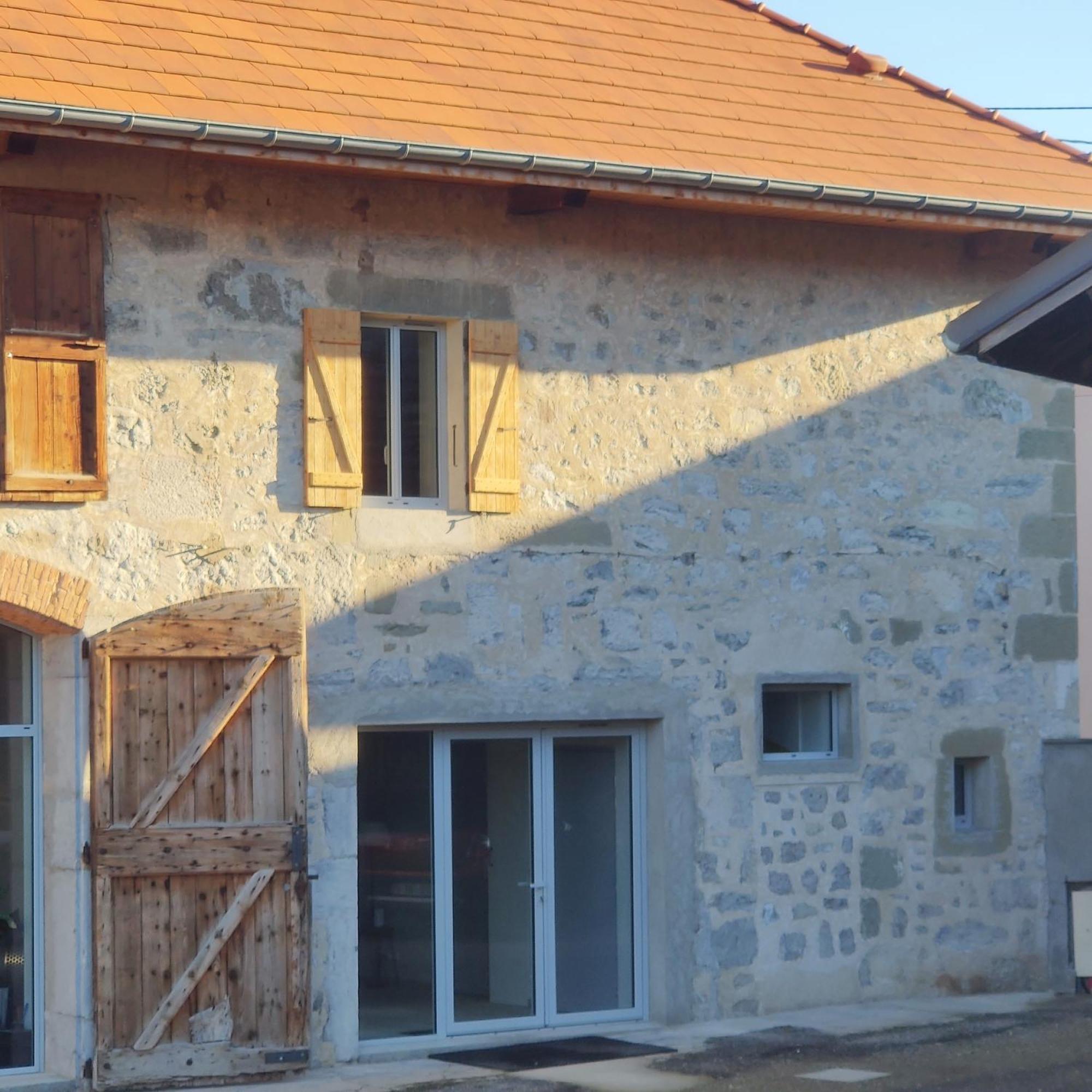 Au Coin Du Chemin Otel Chambéry Dış mekan fotoğraf